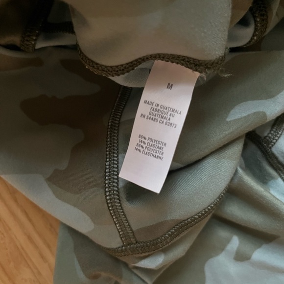 AERIE Camo bike shorts​ - Picture 5 of 5